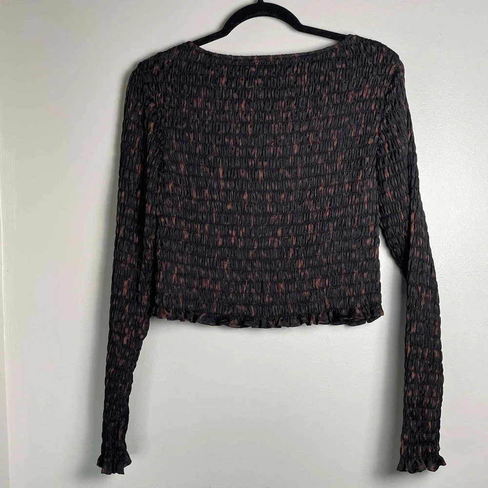 New Open Edit Women's Brown Fall Long Long Sleeve Smocked Crop Top Size Medium